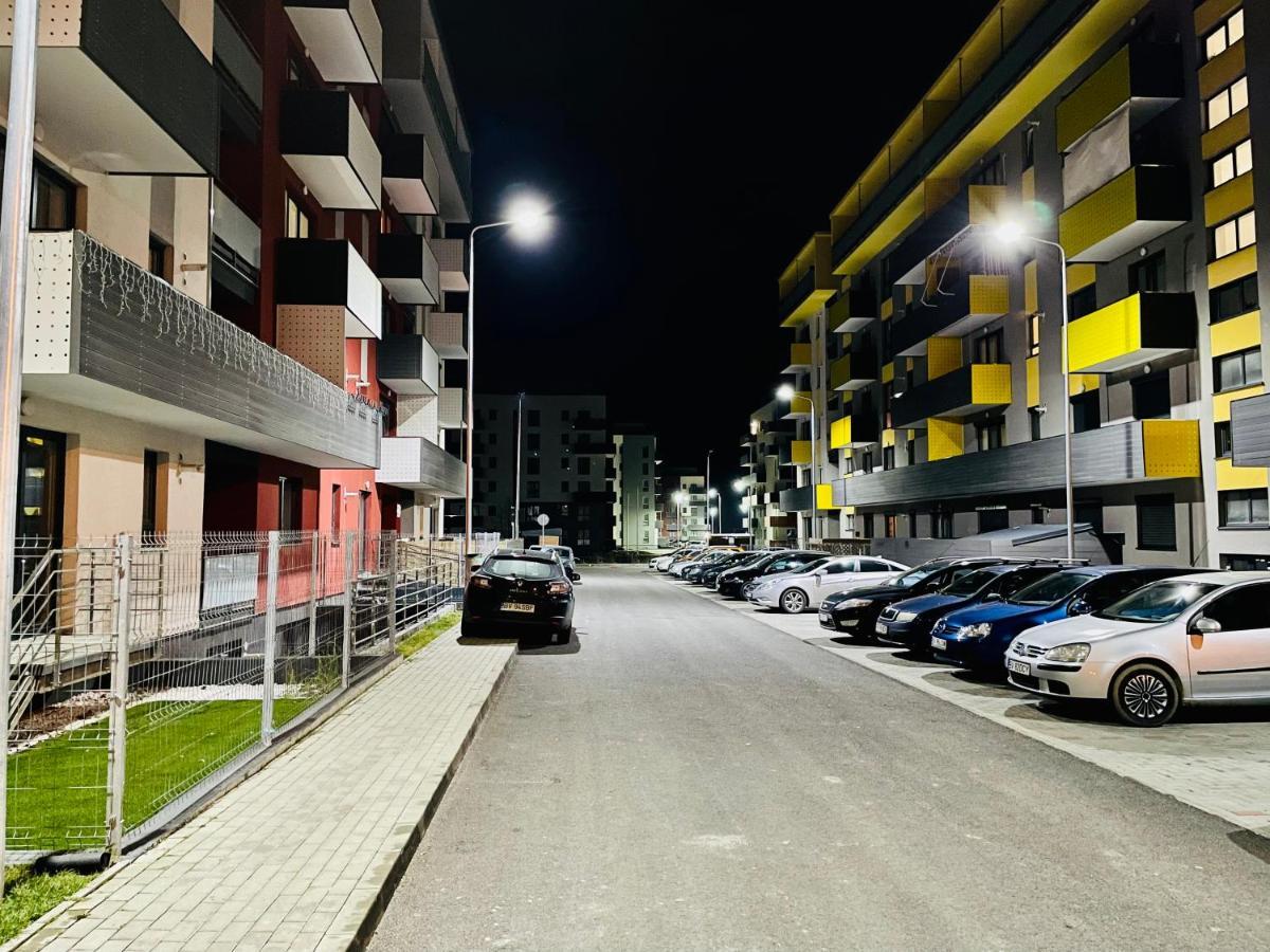 Royal Apartment Braşov Exterior foto